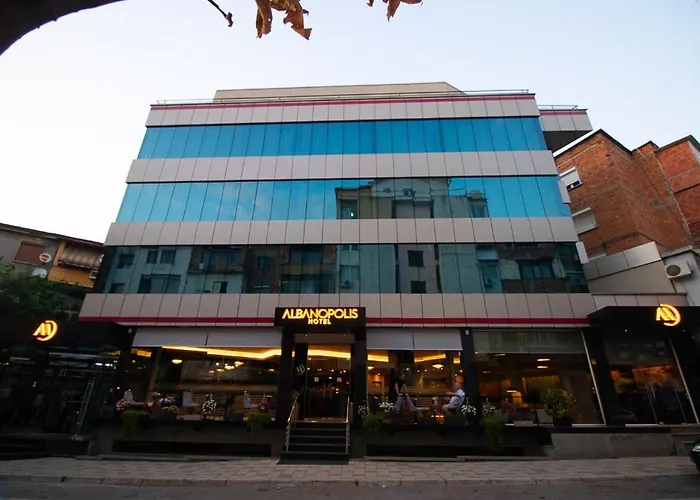 Hotel Albanopolis 4*