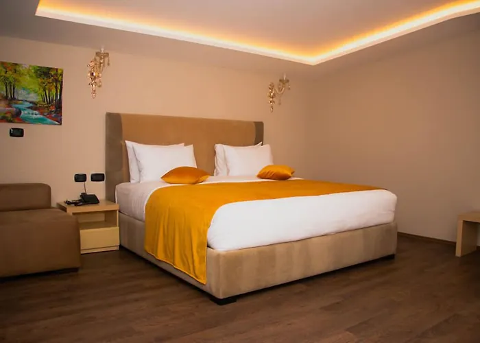 Albanopolis Hotel 4*