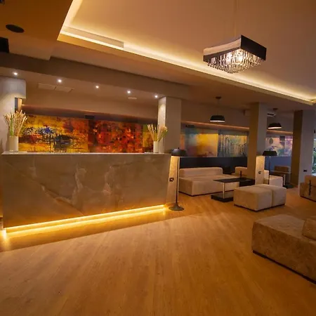 Albanopolis تيرانا