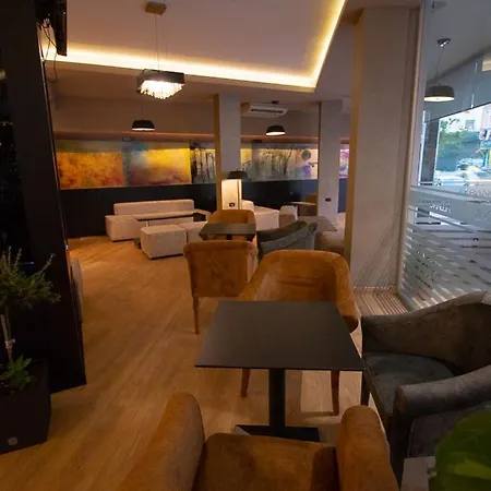 Albanopolis 4*