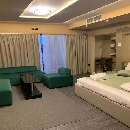 호텔 Albanopolis 4*