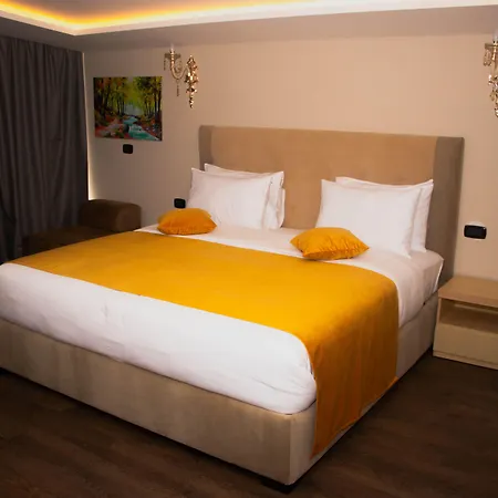 Albanopolis فندق تيرانا