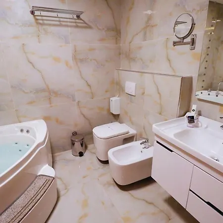 Albanopolis 4* تيرانا