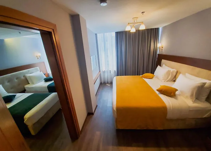 Отель Albanopolis 4*