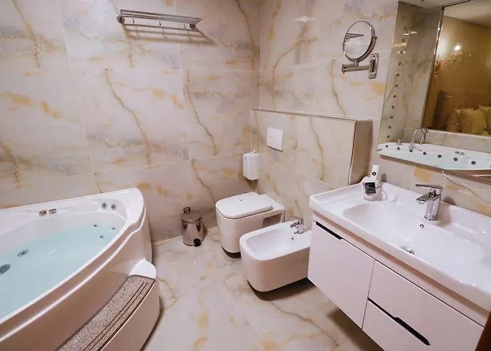 Albanopolis 4* Тирана